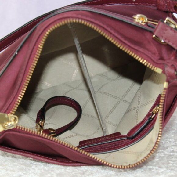 Michael Kors Jet Set Nylon Crossbody Bag – Merlot (NWOT) - Picture 7 of 10